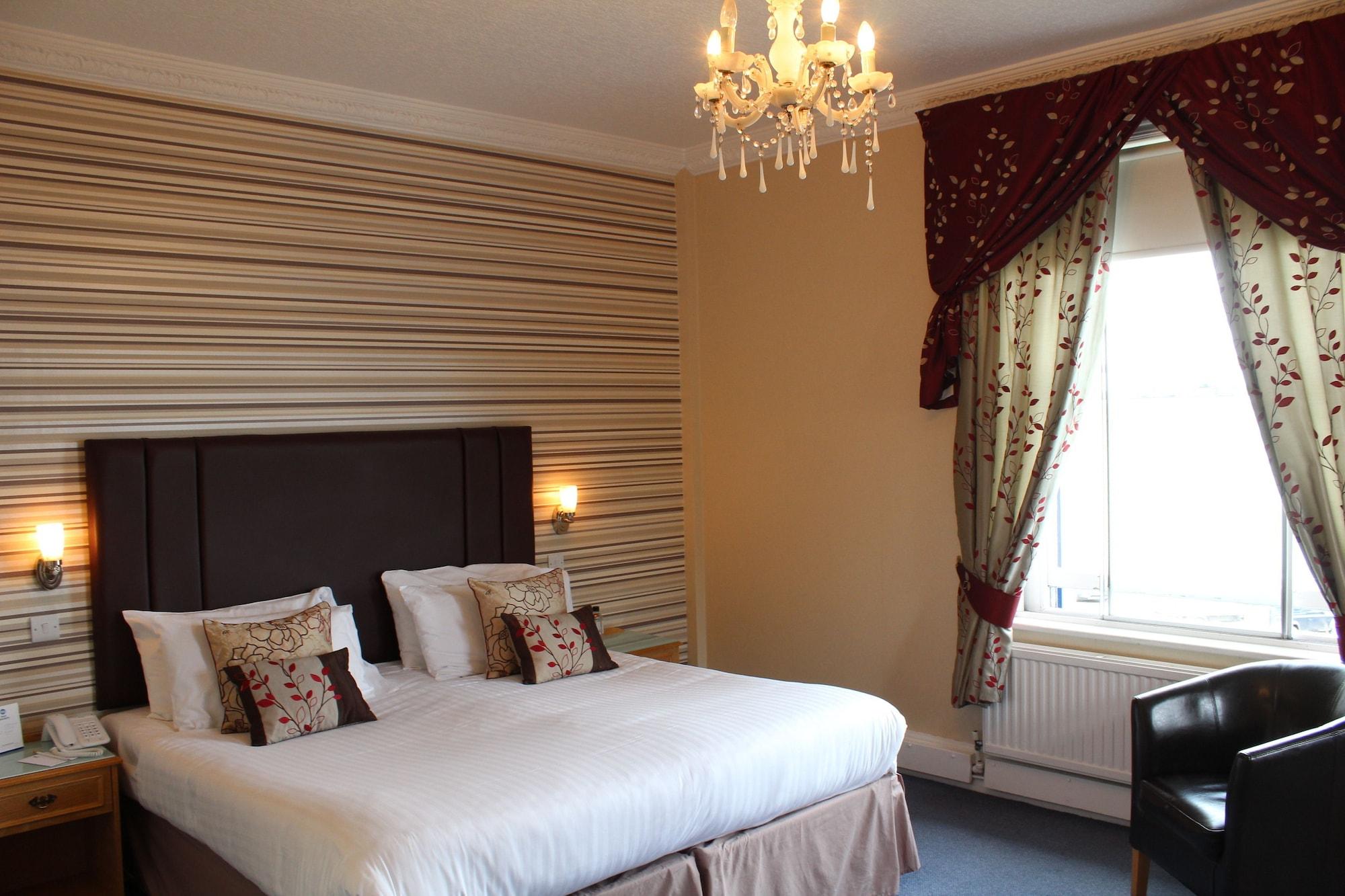 Best Western New Holmwood Hotel คาวส์ ภายนอก รูปภาพ