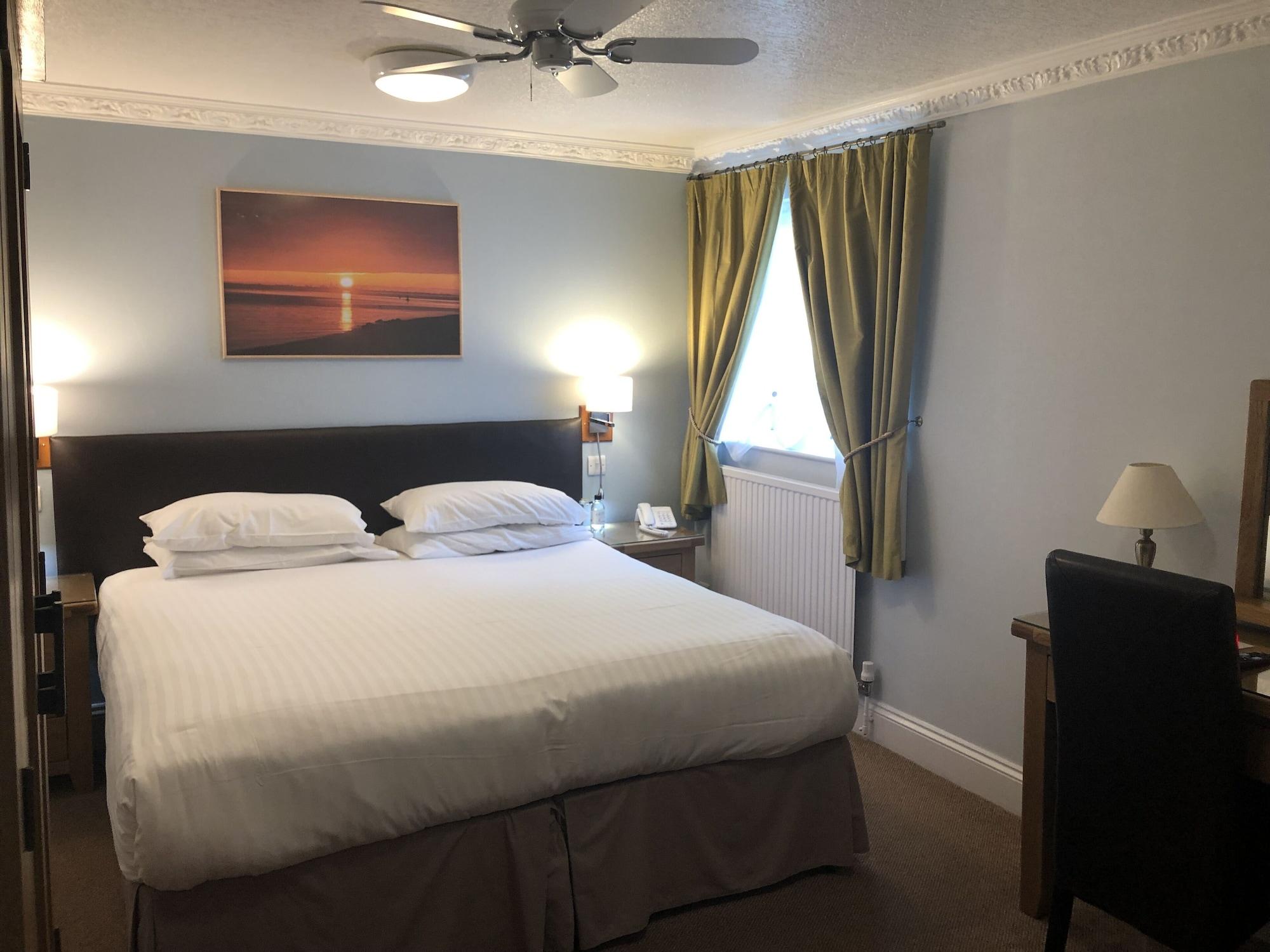 Best Western New Holmwood Hotel คาวส์ ภายนอก รูปภาพ